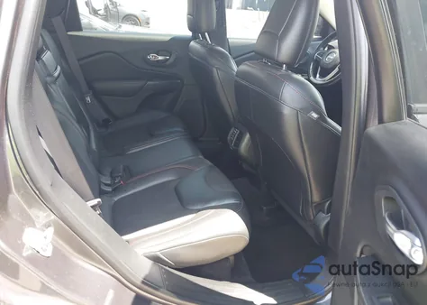 2017 Jeep Cherokee Trailhawk z USA, uszkodzony, nr VIN 1C4PJMBS6HW561281